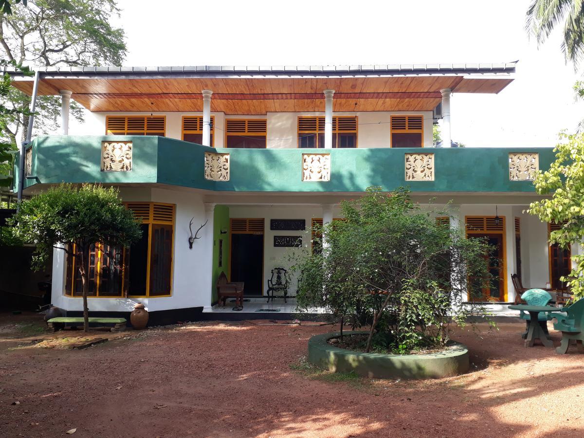 Guesthouse Sunshine Aluthgama Exterior foto